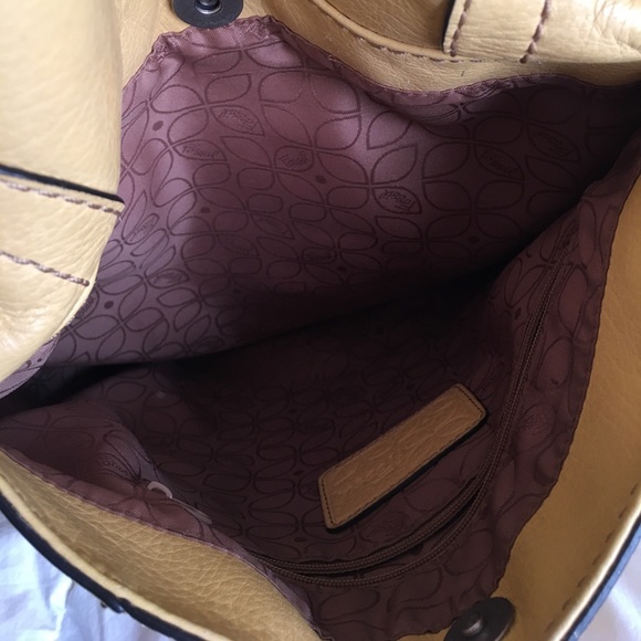 Yellow Leather Fossil Purse - Picture 3 of 4